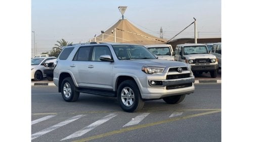 Toyota 4Runner 2019 Toyota 4Runner SR5 Premium 4x4 AWD Full Option Sunroof -