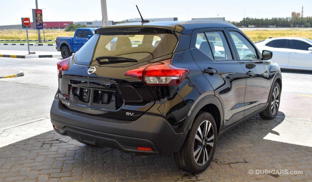 Nissan Kicks SV