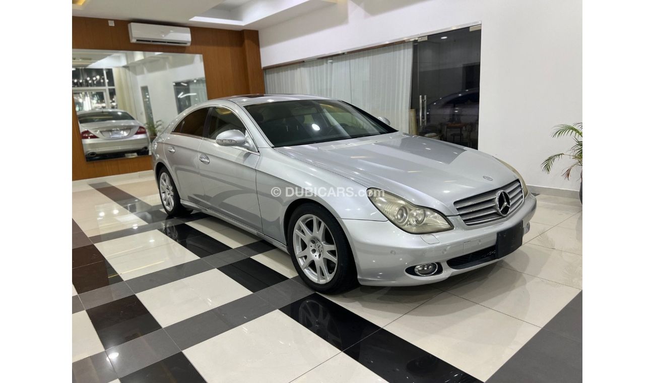 مرسيدس بنز CLS 500 MERCEDES BENZ CLS500  MODEL2007 WITHOUT ANY ACCIDENT