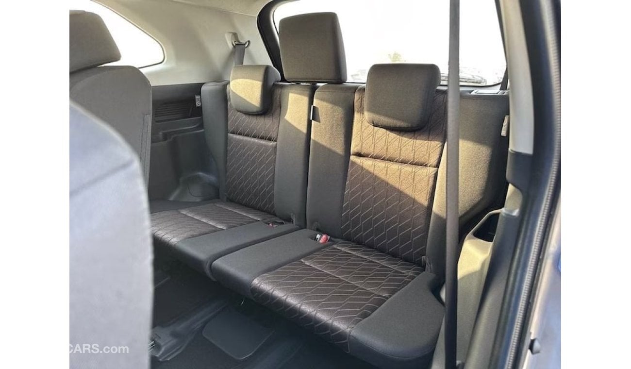 تويوتا إينوفا TOYOTA INNOVA 2.0L FWD PETROL MINIVAN 2024