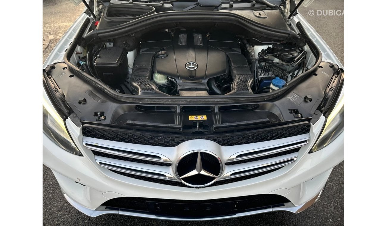 مرسيدس بنز GLE 400 AMG Mercedes GLE 400_GCC_2016_Excellent Condition _Full option