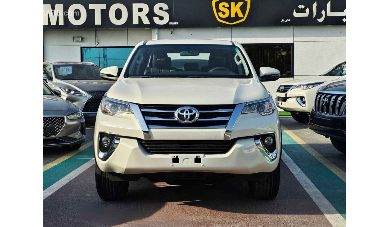 تويوتا فورتونر EXR V4/ 4WD/ DVD REAR CAMERA/ LEATHER SEATS/ LOT# 96570