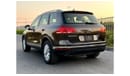 Volkswagen Touareg GCC, original paint, low mileage, clean car.