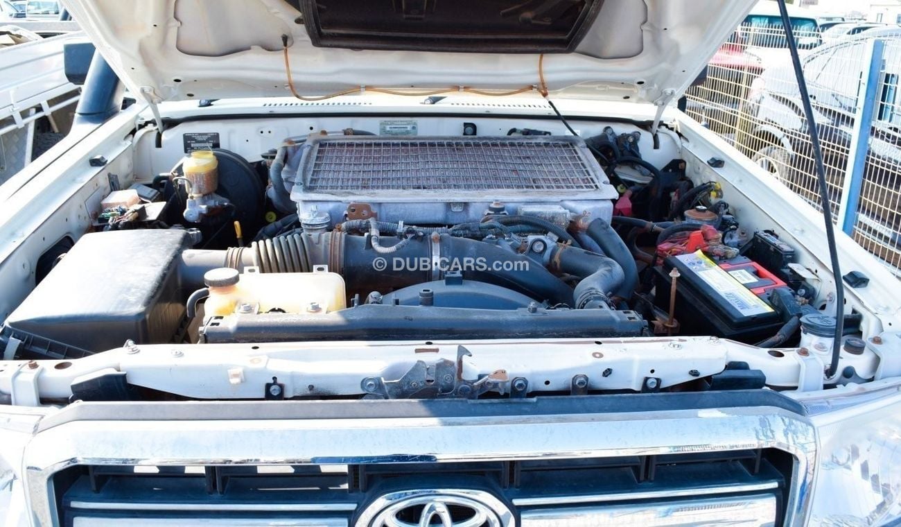 Toyota Land Cruiser Pick Up LX 4.5 V8 diesel