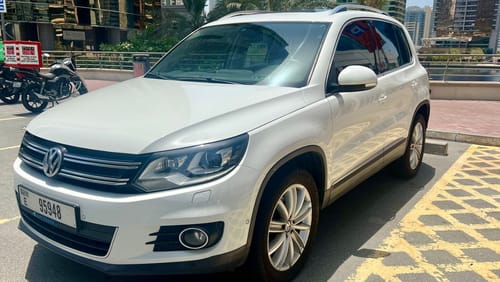 Volkswagen Tiguan SE 2.0L TSI 4Motion