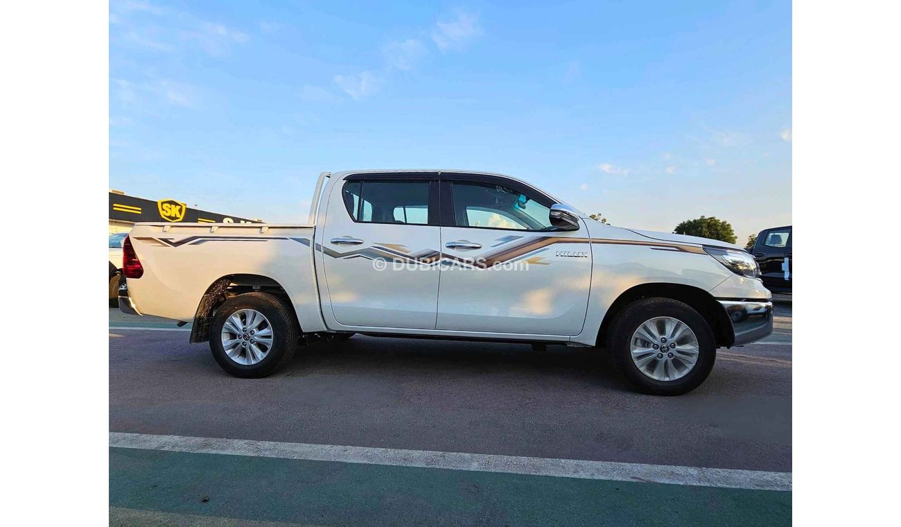 Toyota Hilux SR5 / WIDE BODY / M/T / 2.7L V4 PETROL / PUSH START / FULL OPTION (CODE # 69005)