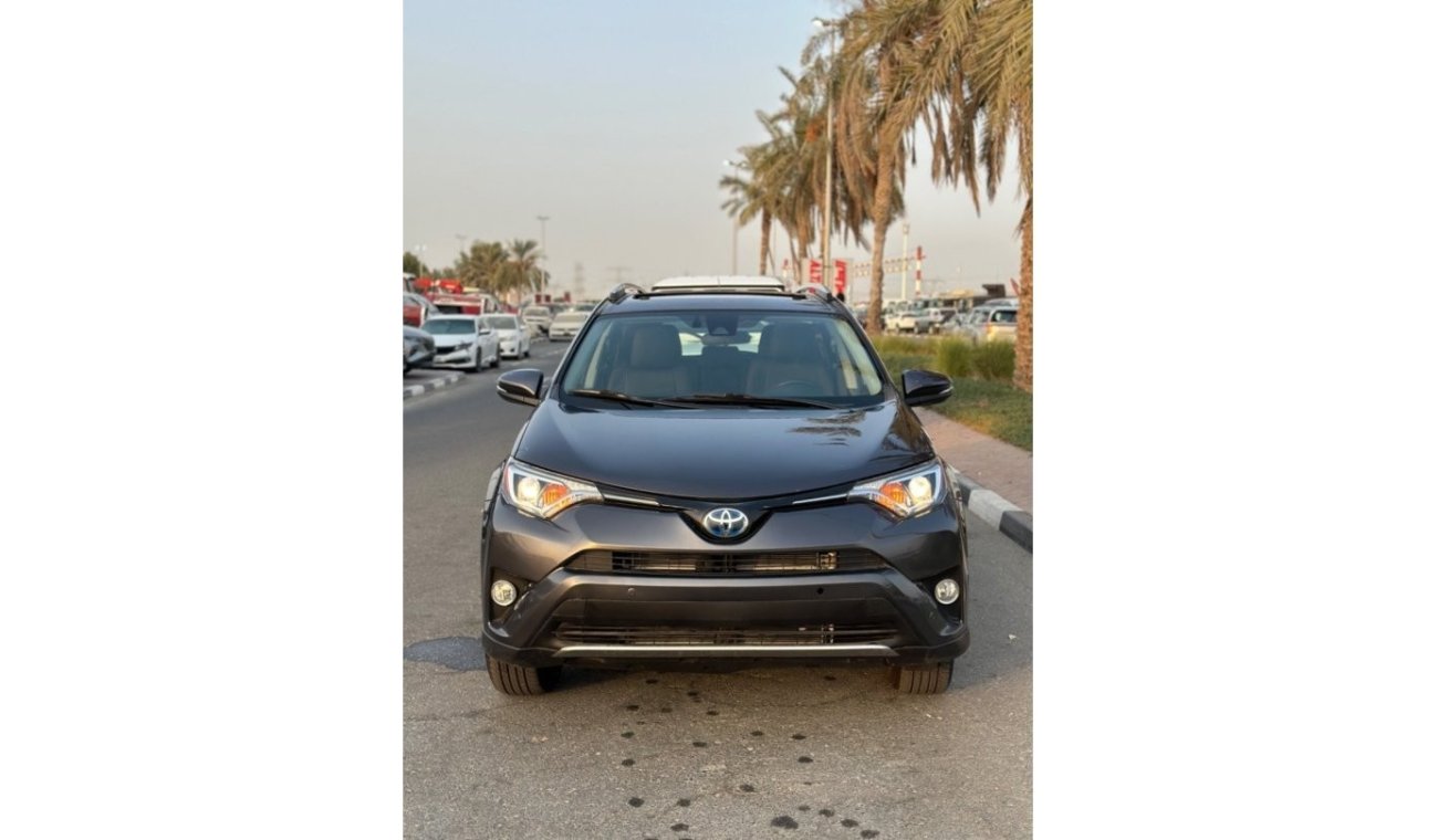 Toyota RAV4 Hybrid Toyota RAV4 2018 XLE