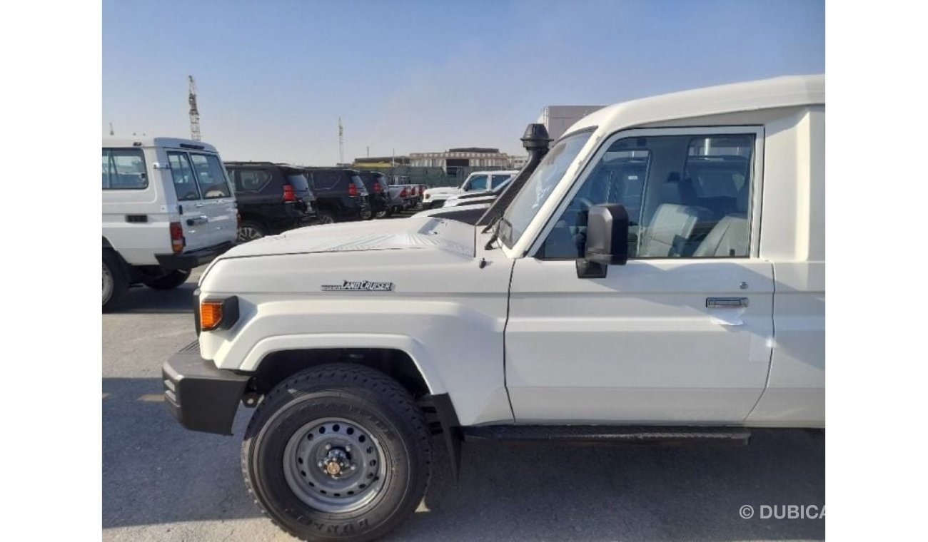 تويوتا لاند كروزر هارد توب LC78 HARDTOP 3 DOOR 4.L DIESEL V6 LHD | MANUAL | HARDTOP | 3 DOORS | 2024 | BRAND NEW | 0 KM | 03 YE