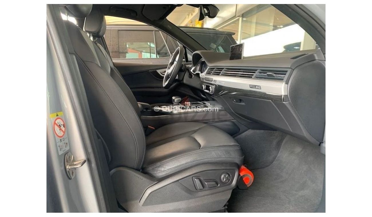 أودي Q7 AED 1,900 P.M | 2018 AUDI Q7 45 TFSI QUATTRO | 7 SEATS | GCC | FULL SERVICE HISTORY