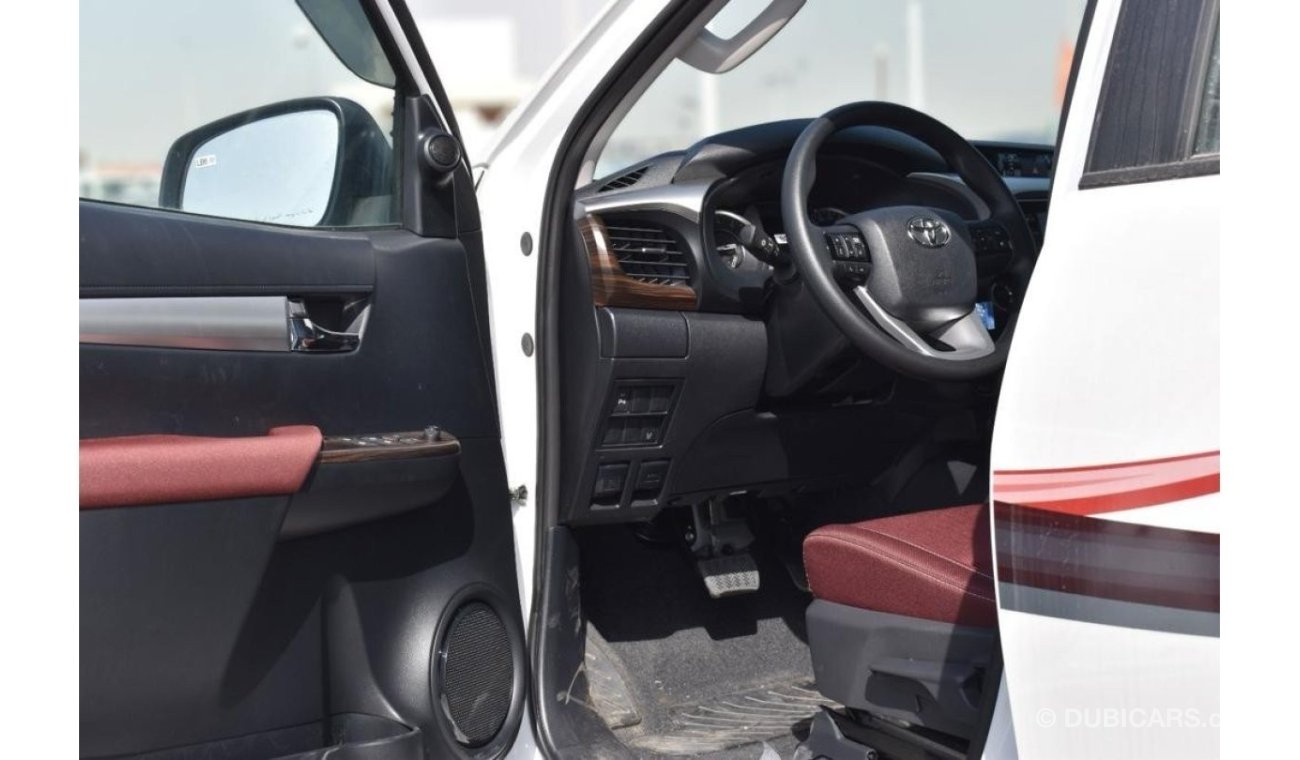 تويوتا هيلوكس HILUX SR5 4.0L AT V6 2023