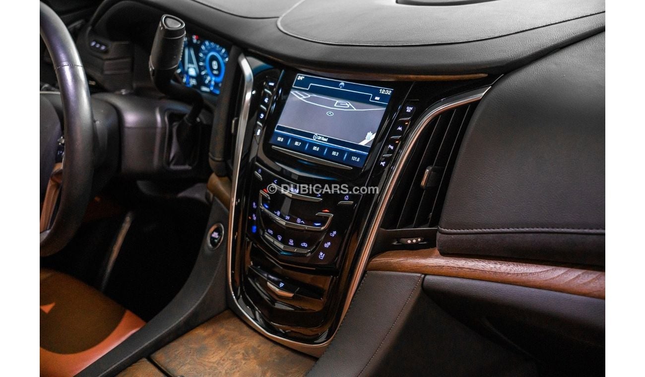 Cadillac Escalade Platinum 2019 Cadillac Escalade Black Edition / Full Option / Cadillac Warranty