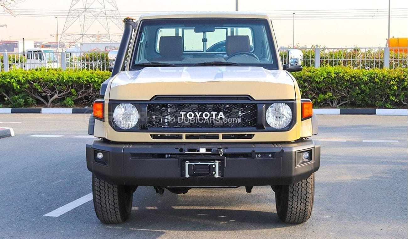 تويوتا لاند كروزر بيك آب LC79 Single Cab, 2.8L Turbo Diesel 4WD AT For Export