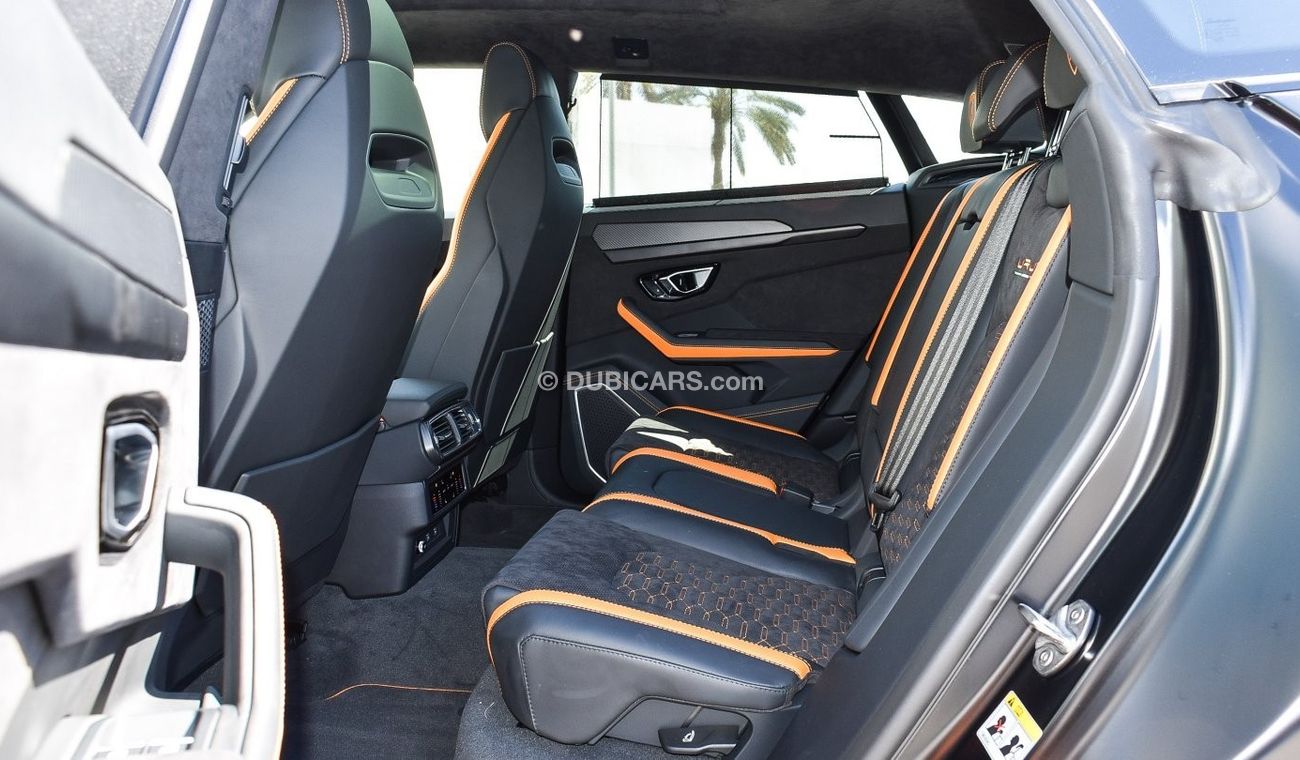 Lamborghini Urus Graphite Capsule. Local Registration + 10%