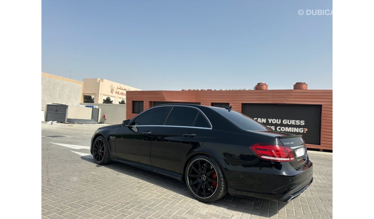 Mercedes-Benz E 63 AMG