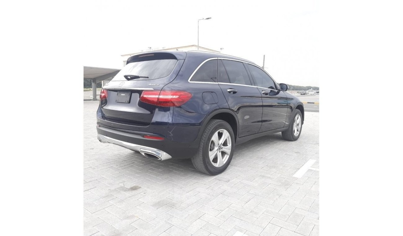 مرسيدس بنز GLC 300 AMG