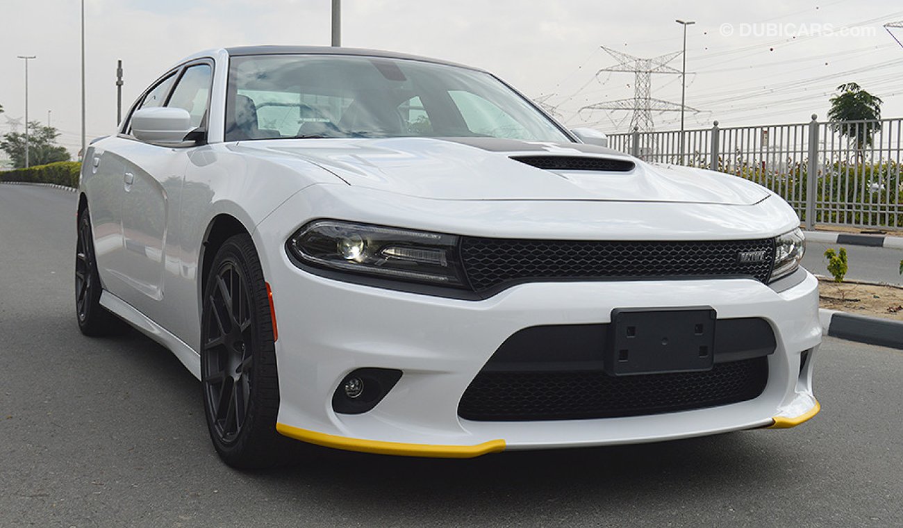 Dodge Charger Daytona R/T, 5.7L V8 HEMI, 0km, GCC Specs with 3 Yrs or 100K km Warranty