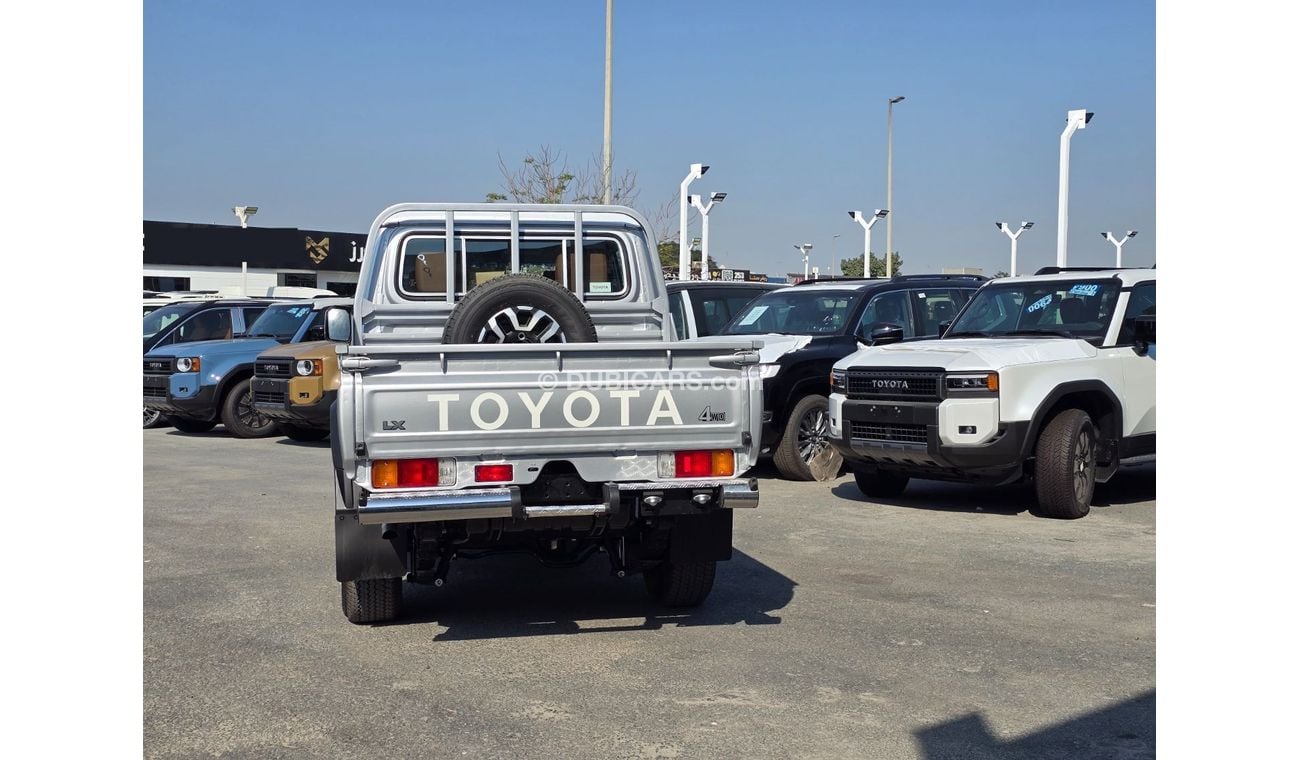 Toyota Land Cruiser Pick Up Double Cab 2.8L Turbo Diesel Automatic Full Option * Limited Edition*