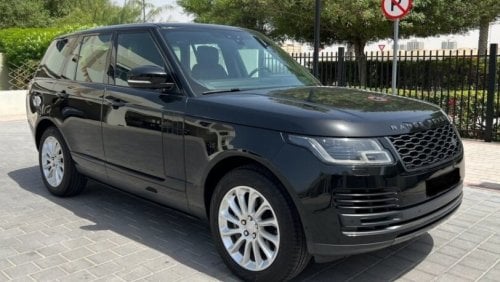 Land Rover Range Rover Vogue SE Supercharged super clean 2018 Vogue GCC