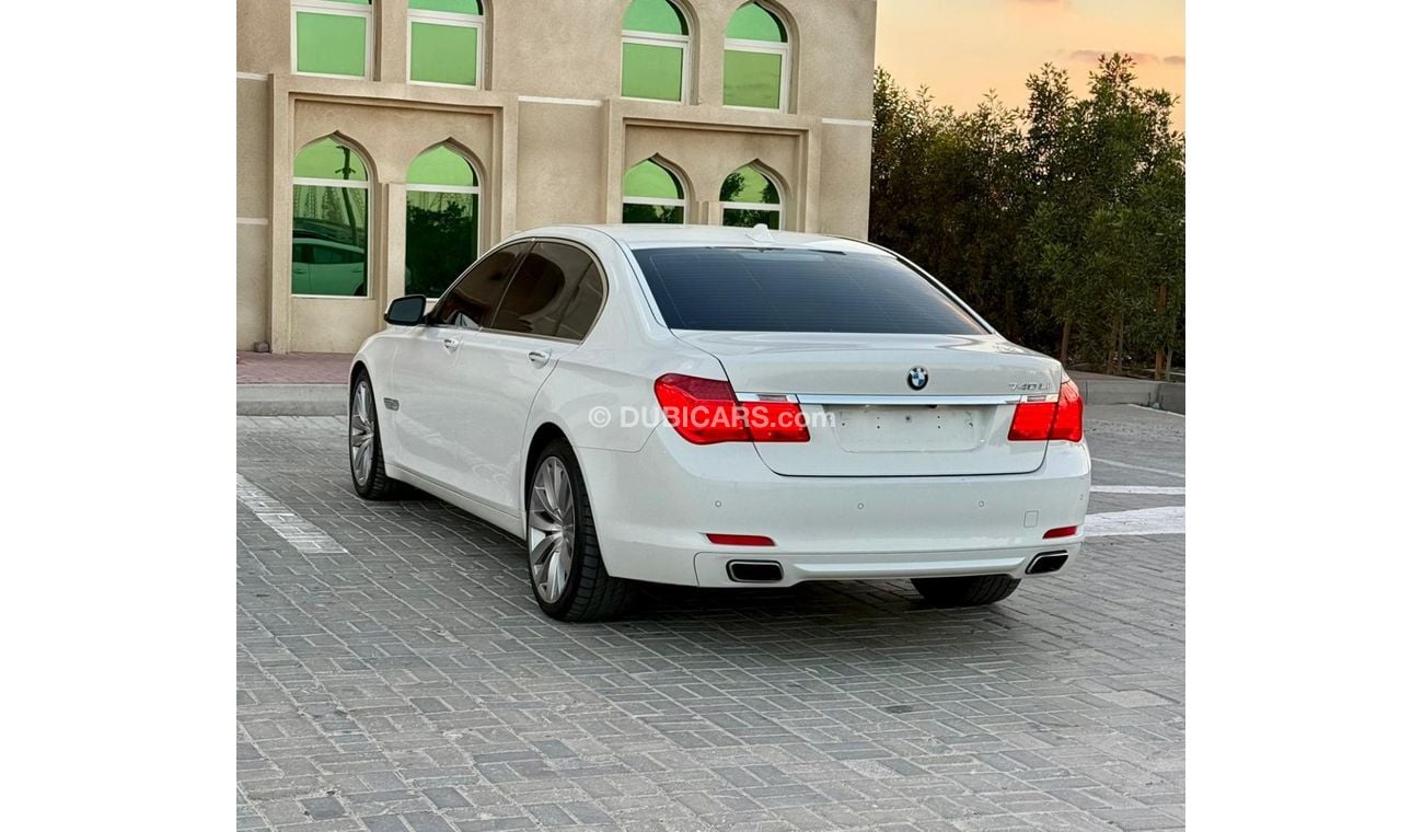 BMW 740Li Exclusive 3.0L