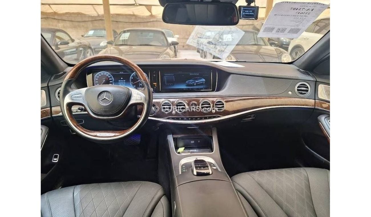 Mercedes-Benz S550 Maybach MERCEDES MAYBACH S550 4MATIC 2016 VERY LOW MILEAGE WITH PANORAMIC ROOF IN EXCELLENT CONDITION