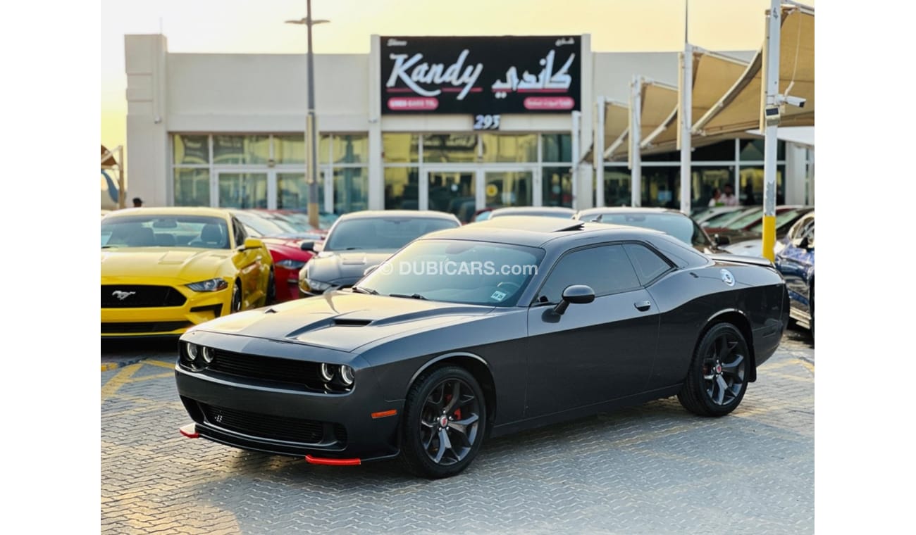 Dodge Challenger SXT For sale