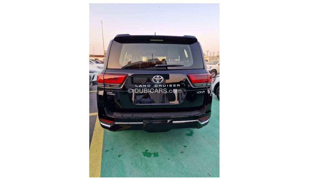 Toyota Land Cruiser 2023 toyota land cruiser 3500cc VXR Twin Turbo Full Option Camera 360, Sundroof , Rear Screens, rada