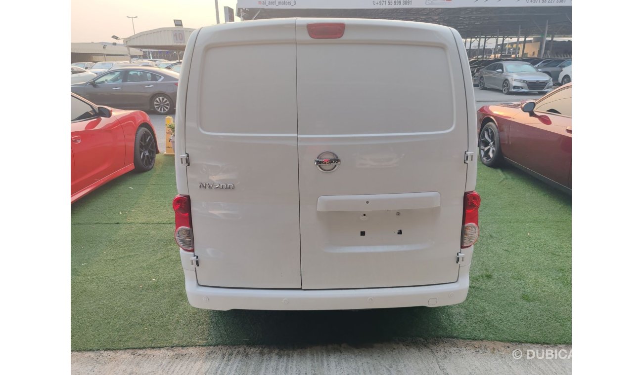 نيسان NV200 Warranty one year