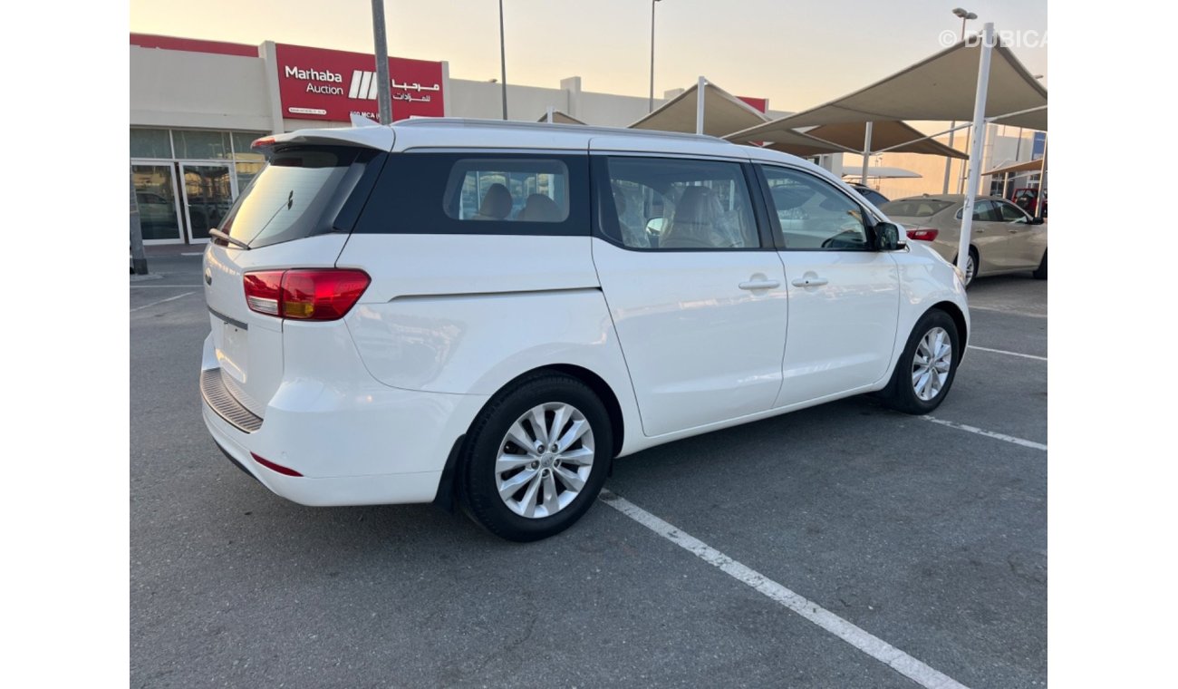 كيا كارنيفال 2016 Kia carnival Lx