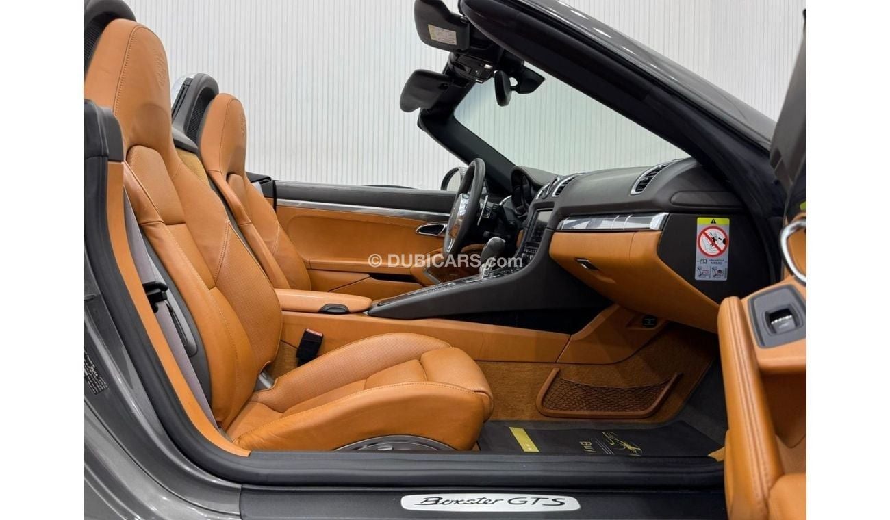 بورش بوكستر 718 GTS 4.0L A/T 2015 Porsche Boxster GTS, Service History, Excellent Condition, GCC