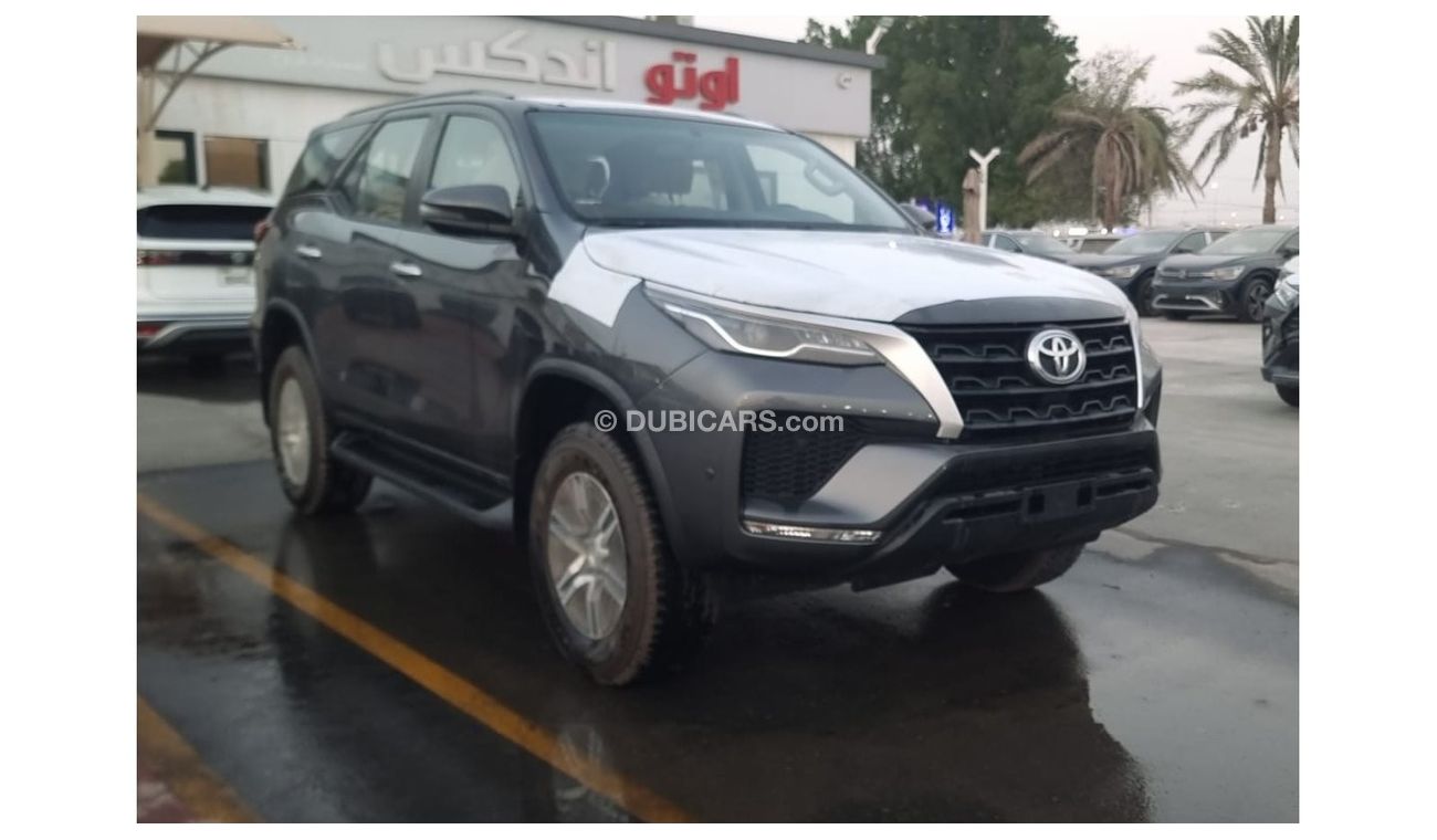 Toyota Fortuner TOYOTA FORTUNER 2.7L PETROL GREY 4X4  MY2024