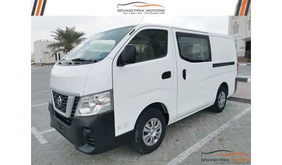 نيسان أورفان Panel Van Std 2.5L M/T (6 Seater)