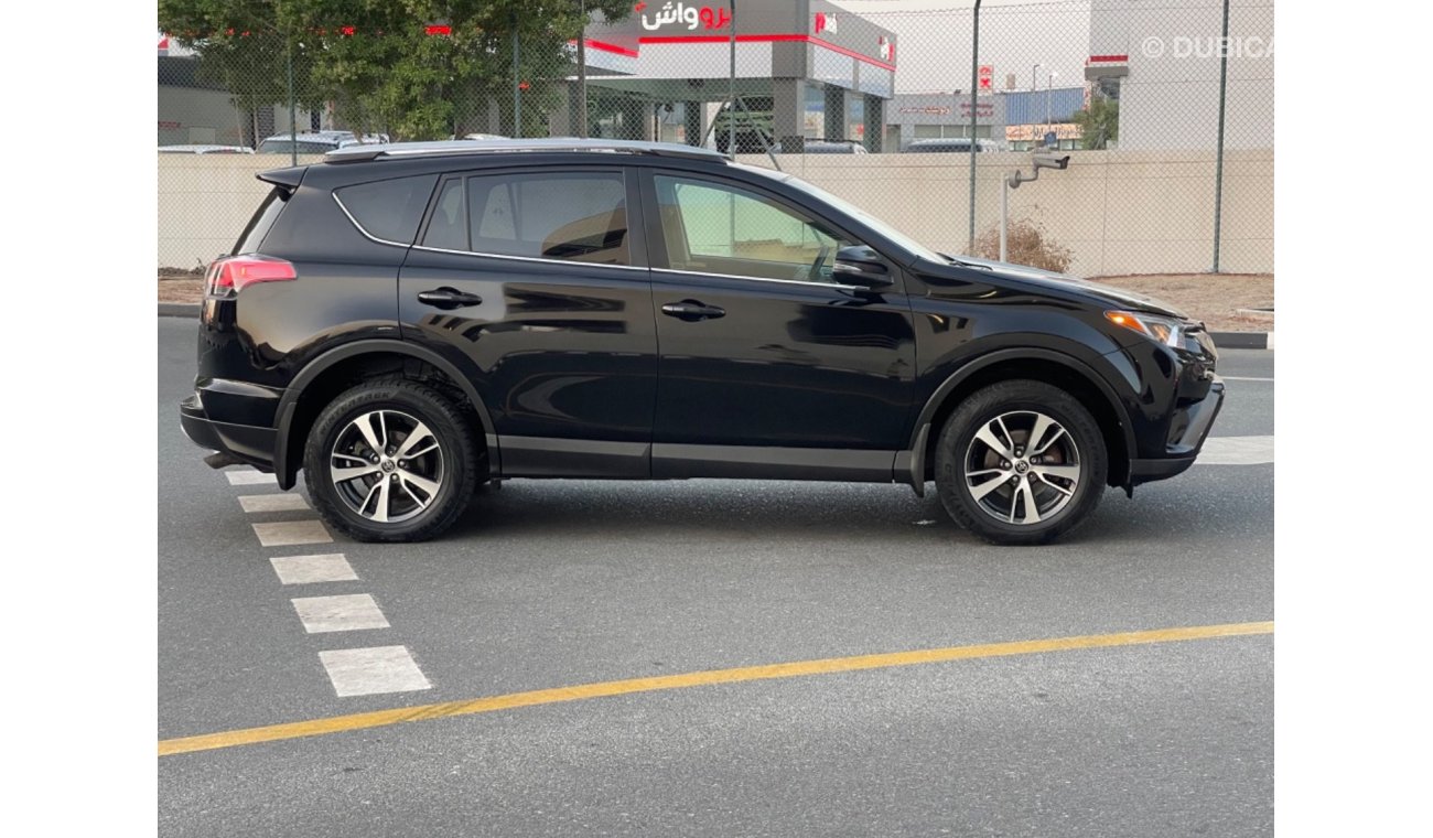 تويوتا راف ٤ 2017 RAV4 XLE AWD FULL OPTION