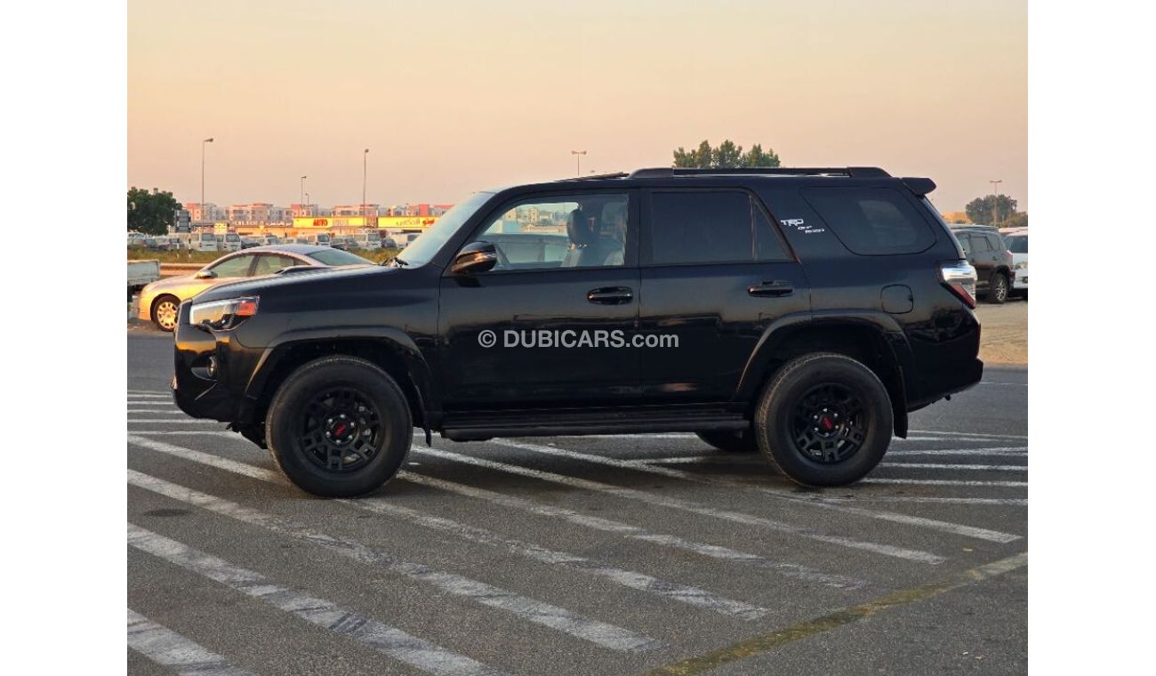 تويوتا Runner4 2021 TRD off road Sunroof, 4x4 , Push button and original leather seats