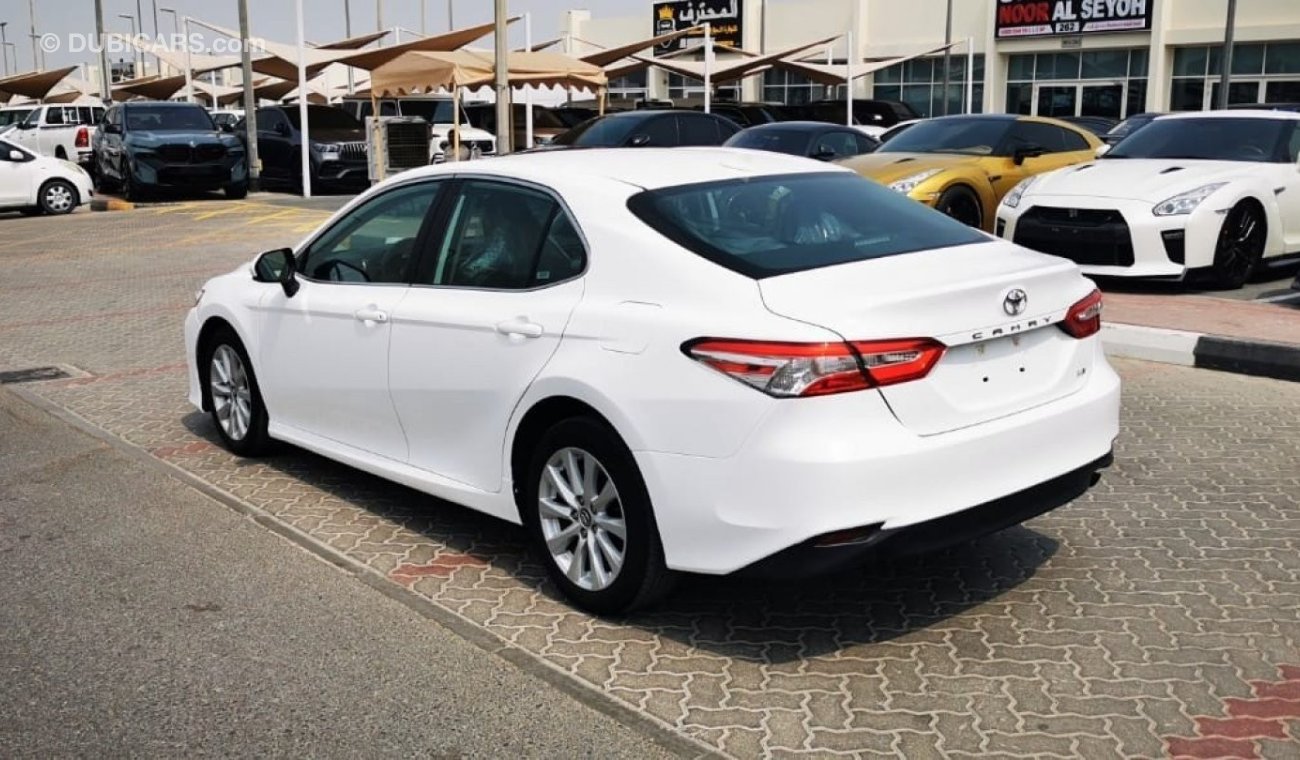 Toyota Camry LE