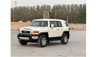 Toyota FJ Cruiser MODEL 2019 GCC ONE OWNER  PERFECT CONDITION GXR