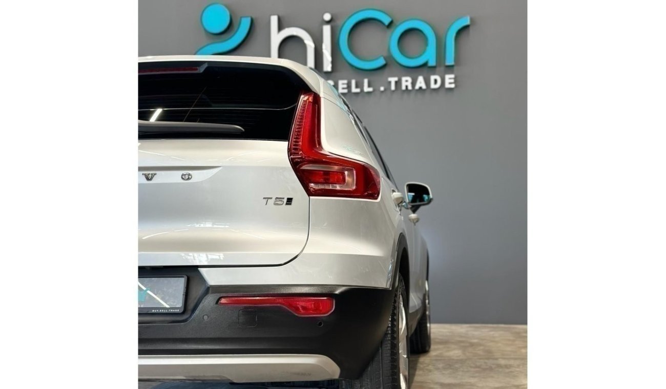 Volvo XC40 AED 1,287pm • 0% Downpayment • Momentum • 2 Years Warranty