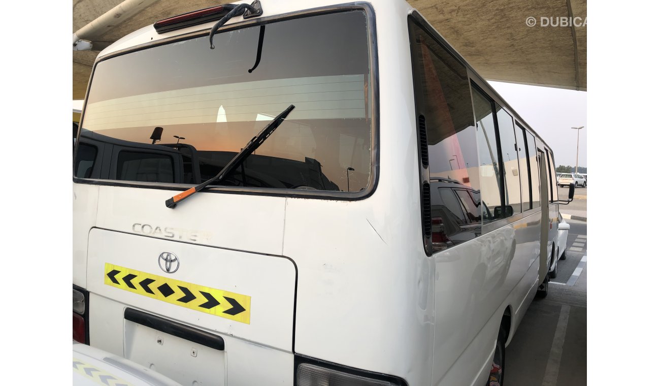 Used Toyota Coaster 30 str Diesel Model 2010.Excellent condition