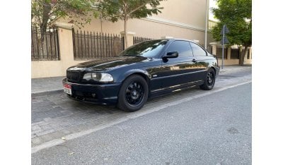 بي أم دبليو 318i E46 Manual Japanese Spec Black on Black