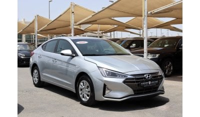 Hyundai Elantra GL ACCIDENTS FREE - GCC - ENGINE 1600 CC - PERFECT CONDITION INSIDE OUT