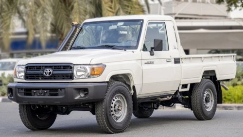 تويوتا لاند كروزر بيك آب Toyota Land cruiser lc 79 single cabin 4.0L petrol