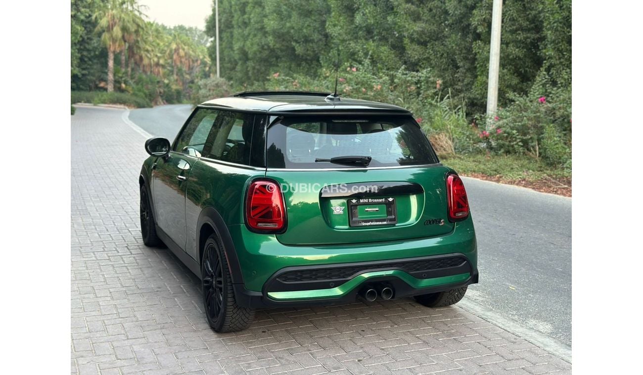 Mini Cooper S 2.0L Turbocharged Inline-4 | 189 hp | 2023 | Green Color | Perfect Condition | Low Mileage