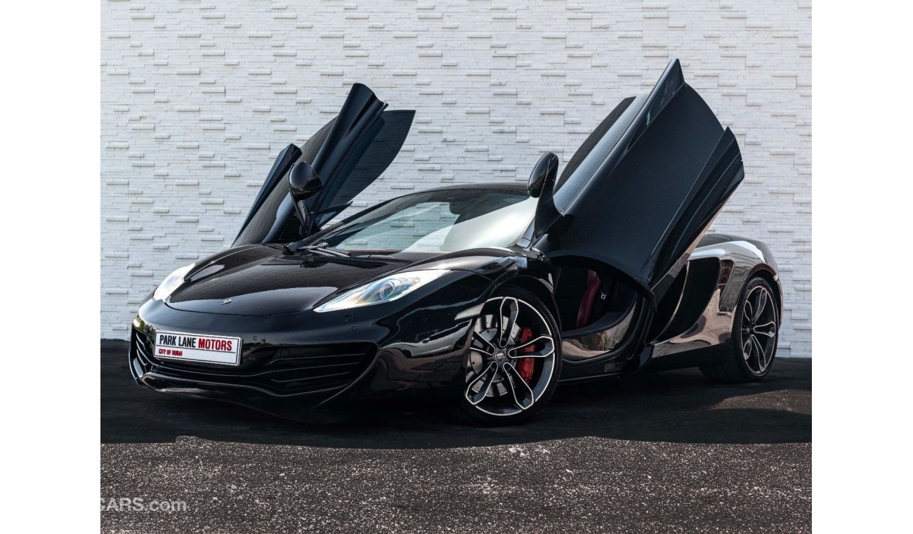 McLaren MP4 12C 2013 MCLAREN MP4-12C SPIDER • CARBON PACKAGE • LOW KMS • 3.8L TC V8 • GCC SPECS • PRISTINE CONDITION