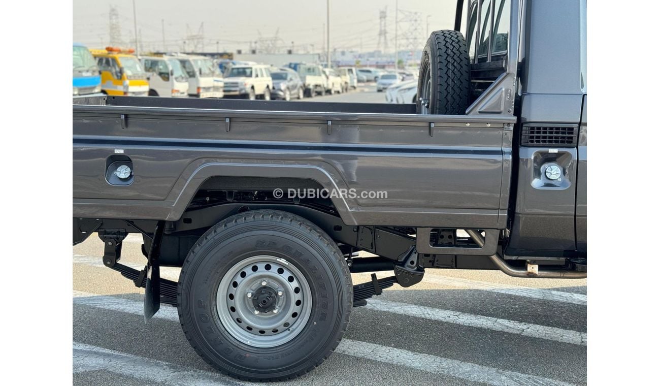 تويوتا لاند كروزر بيك آب LC 79 SINGLE CAB 4.0L PETROL 2024