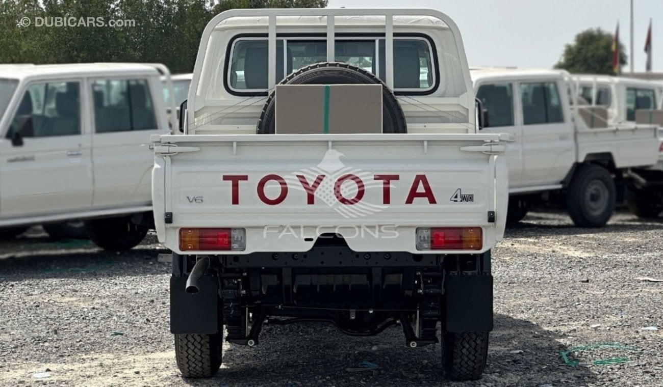 تويوتا لاند كروزر بيك آب TOYOTA LAND CRUISER 79 4.0L 4X4 P DC MT