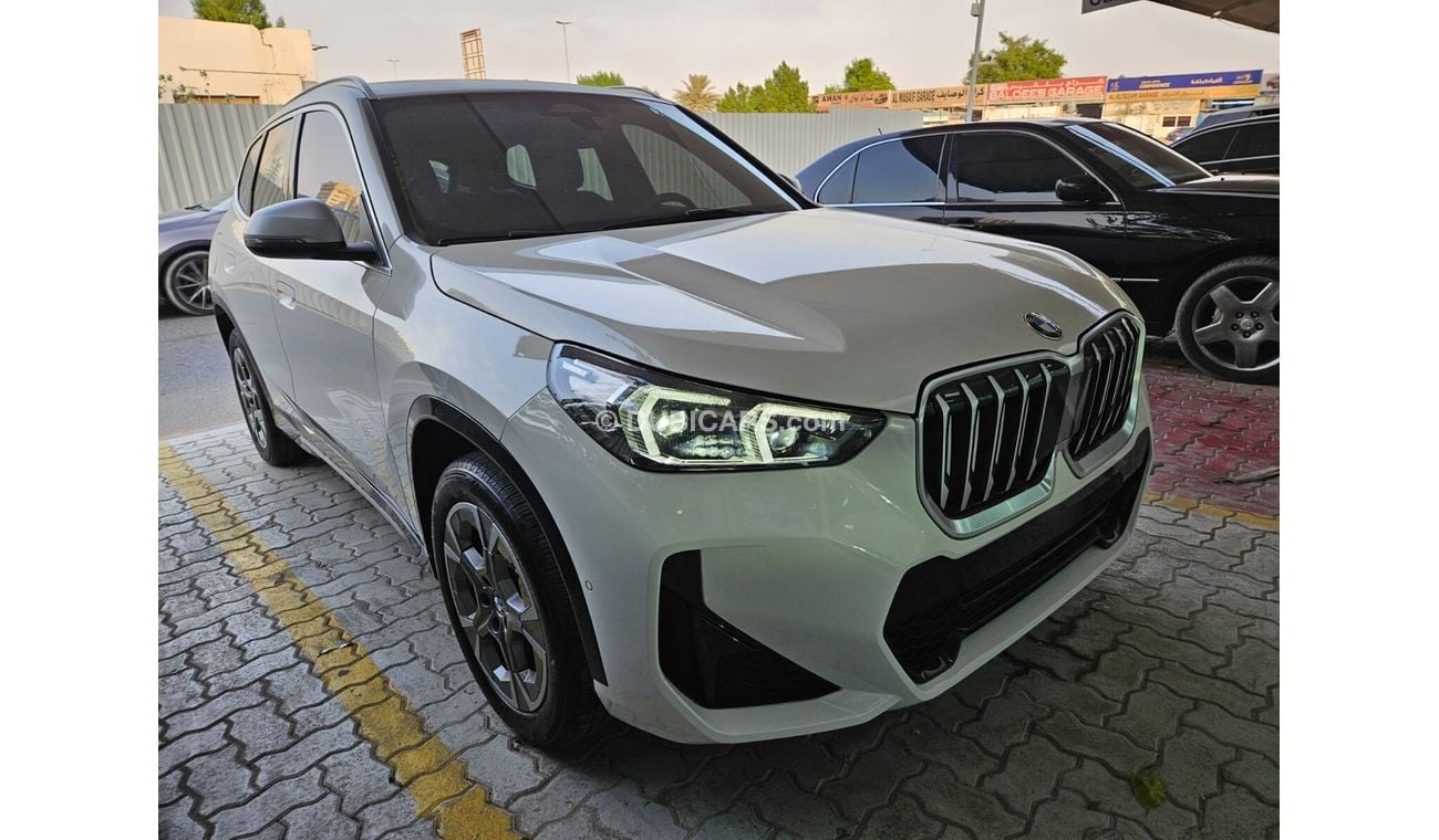 بي أم دبليو X1 xDrive 28i