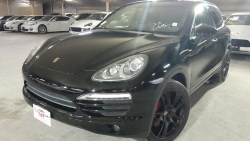 Porsche Cayenne Std PORSCHE CAYENNE 3.6L 2013, WITH BOSE SOUND SYSTEM, SPORTS CHRONO PACKAGE AND MORE..