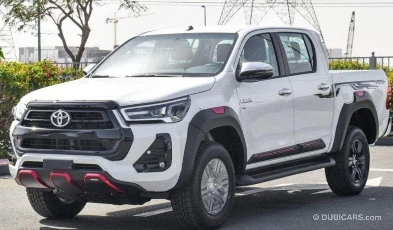 تويوتا هيلوكس Toyota Hilux SR5 4.0L V6 Petrol DC 4WD A/T 2024