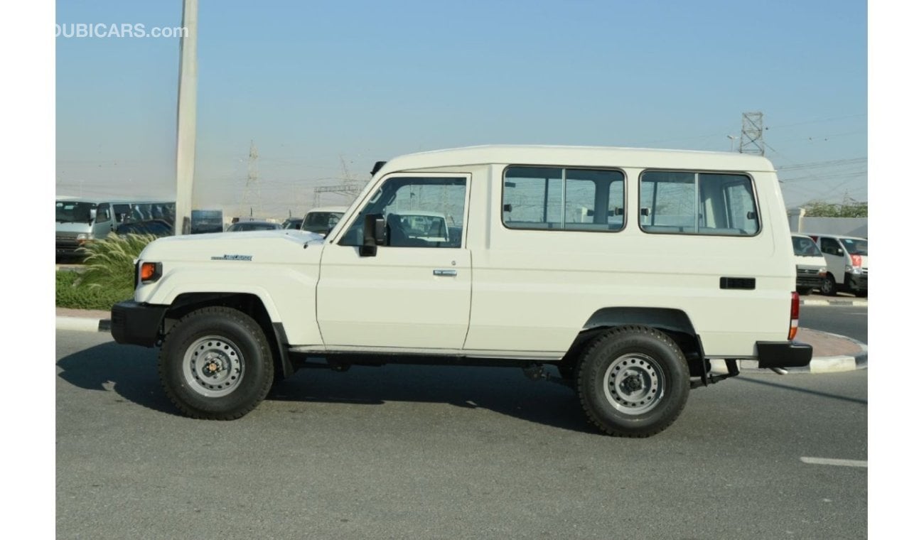 Toyota Land Cruiser Hard Top 3 Doors