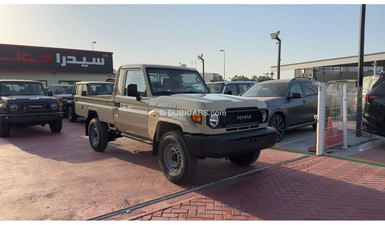 Toyota Land Cruiser Pick Up TOYOTA LC PICKUP SINGLE CABIN 4.0L V6 MANUAL TRANSMISSION 2024 DIFFLOCK