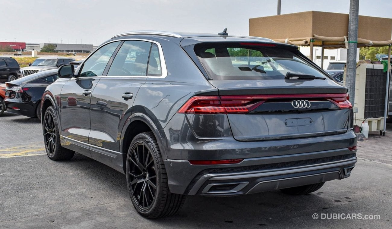 Audi Q8 S Line